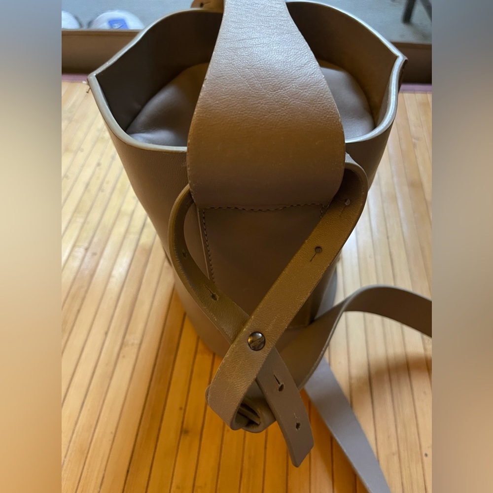 Fausto Santini Showroom sheepskin Bucket purse